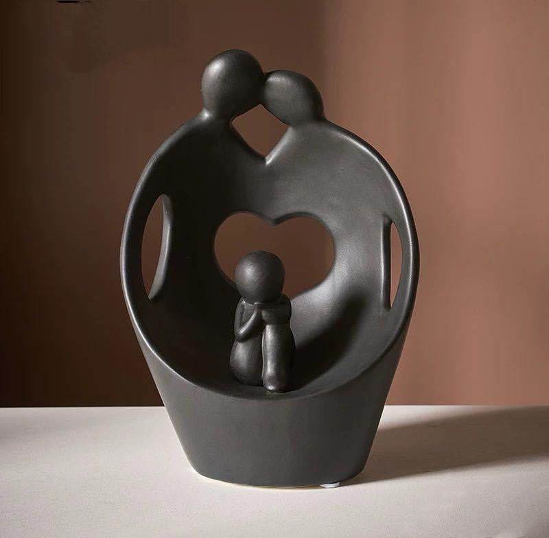 Modern Couple Desktop Ceramic Art Decoration